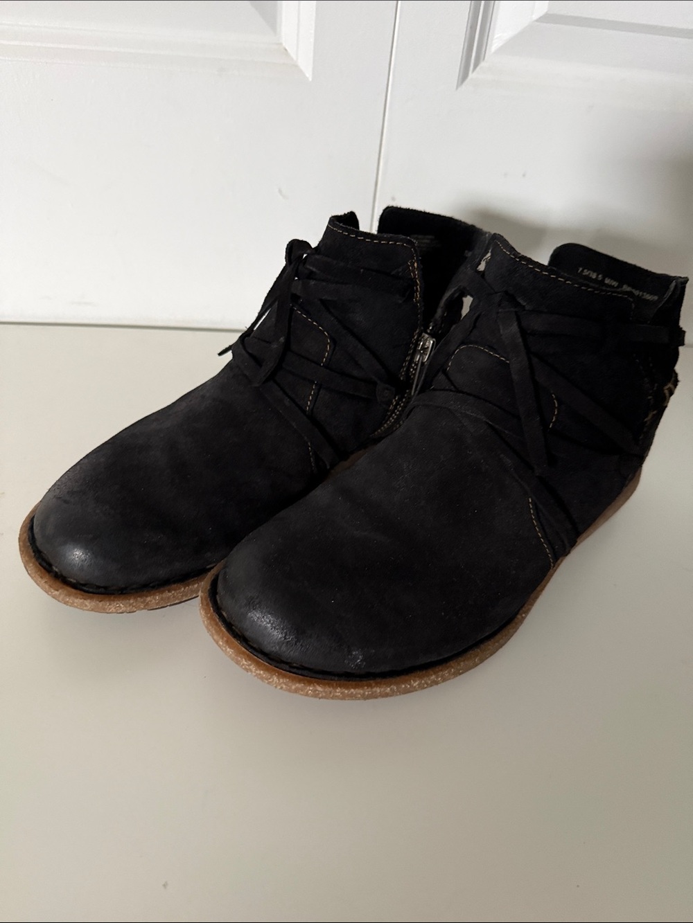 Born Tarkiln Black Booties